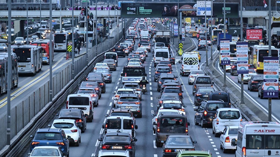 Drift yapan sürücüye 51 bin lira ceza