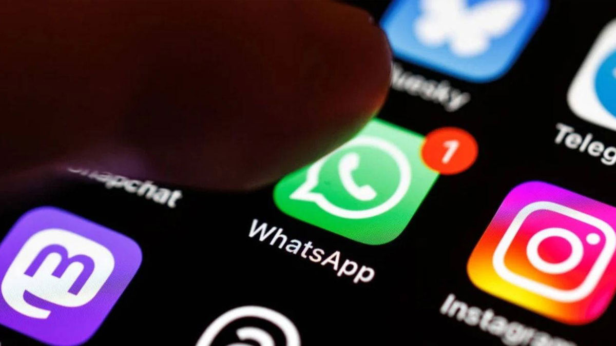 WhatsApp'a Instagram modeli geliyor