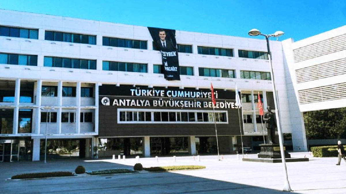 Antalya Büyükşehir Belediyesi'ne yeni operasyon