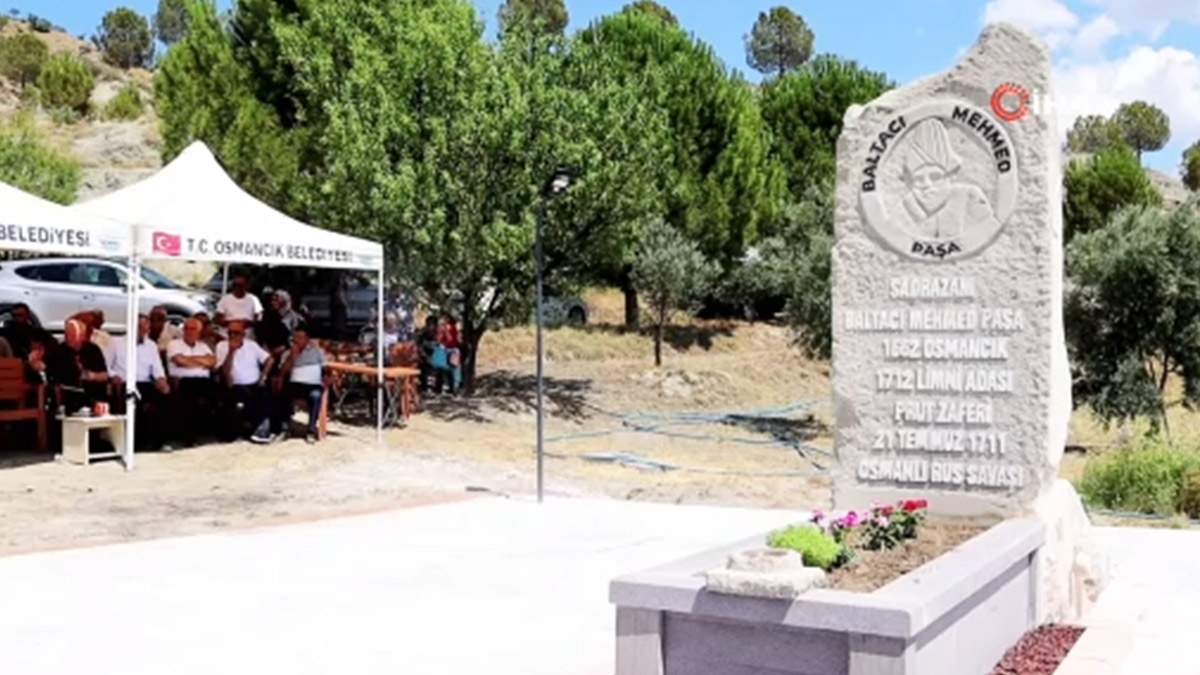 Baltacı Mehmed Paşa için Çorum'da anıt mezar yapıldı