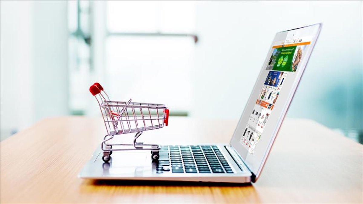 Yaz geldi, e-ticarette en çok tercih edilen ürünler belli oldu!