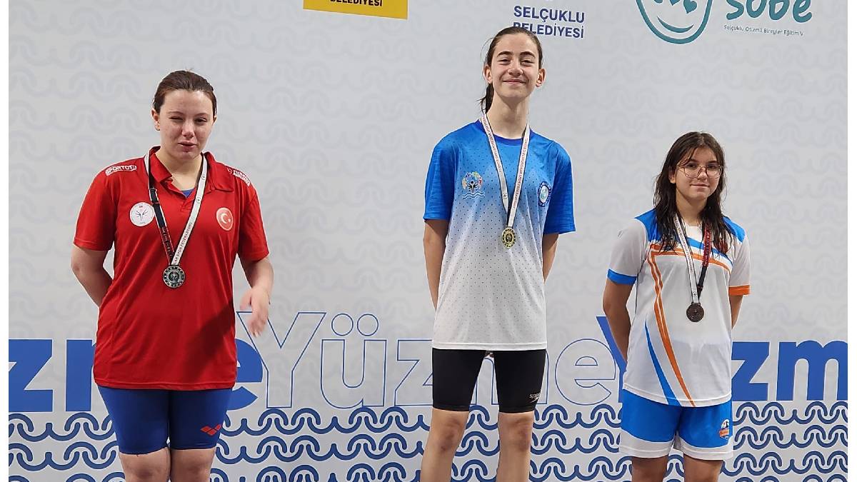 Eskişehirli özel sporcular Türkiye Şampiyonası'ndan madalyalarla döndü