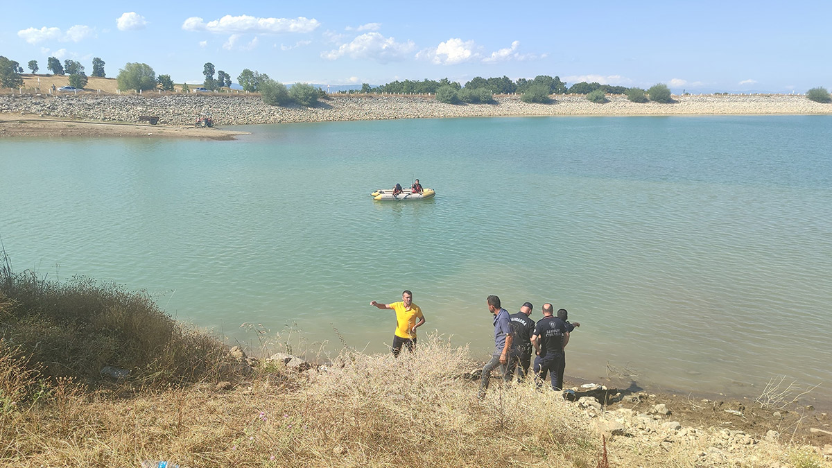 Samsun'da baraj gölüne giren 2 genç boğuldu