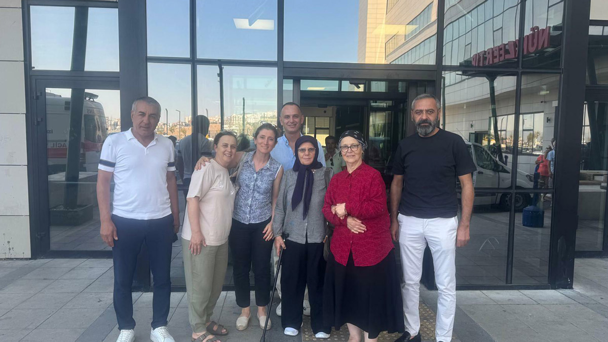 İmamoğlu'nun annesinden Murat Çalık'ın annesine ziyaret