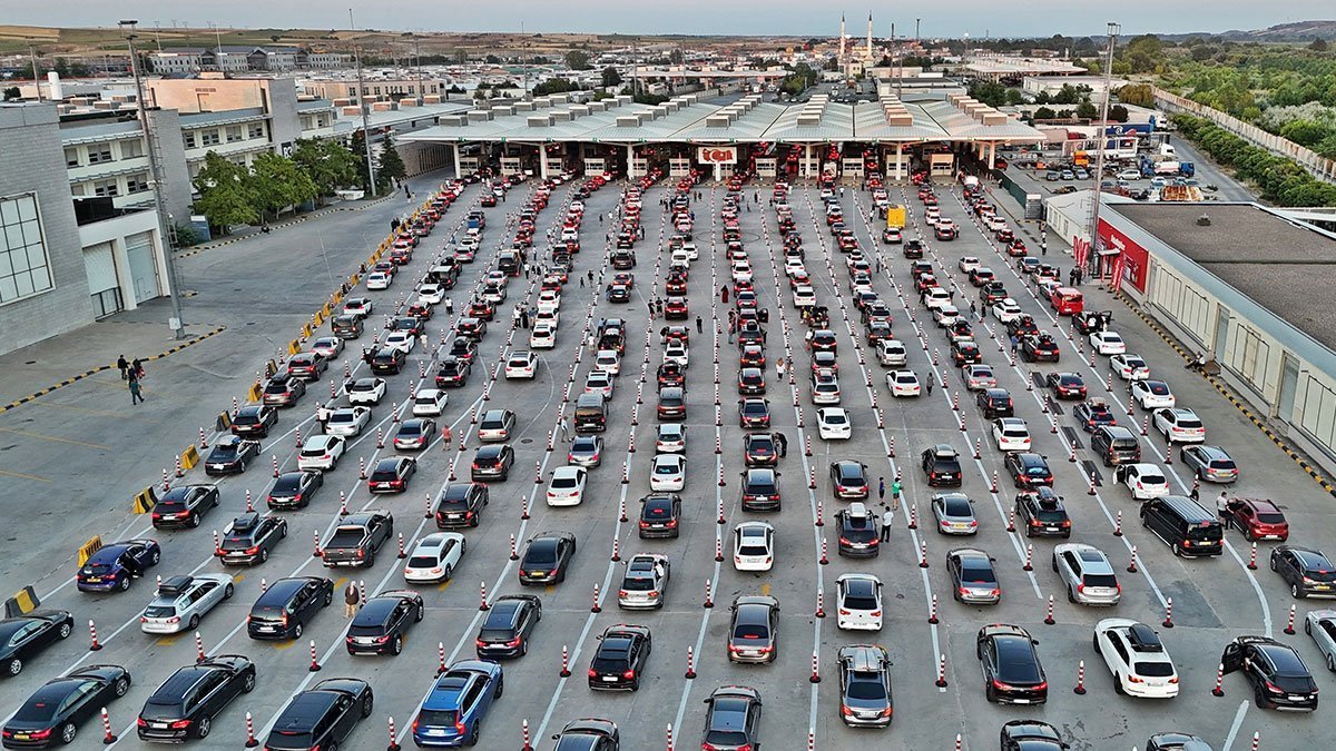 Avrupa'dan Türkiye'ye ceza yağmuru: Gurbetçiler isyanda! 'Sıla Yolu' ceza makbuzlarıyla doldu