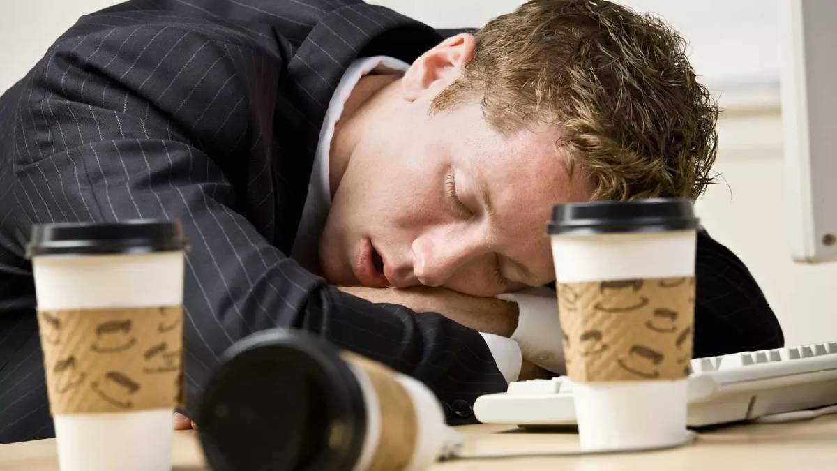 Kahve tiryakileri dikkat! Vücudunuz bu belirtilerle size uyarı veriyor: ‘Bugün fazla kaçırdın’ diyor