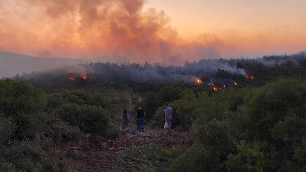 Urla’da yangın kontrol altına alındı