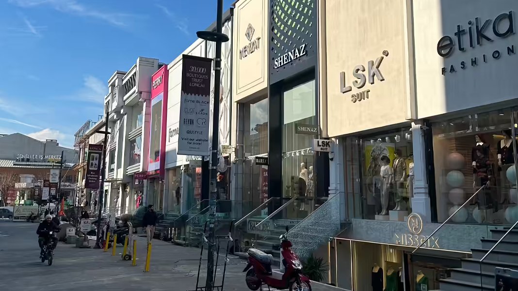 Tekstil sektörü çöküşte: İstanbul’da kepenkler bir bir iniyor