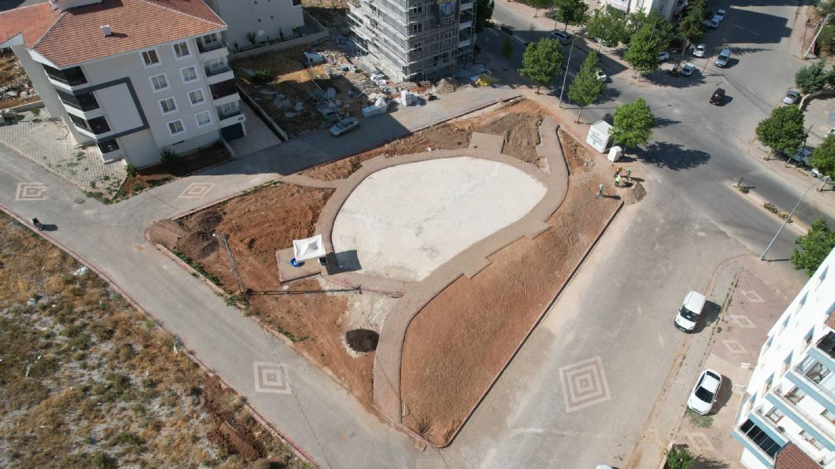 Park-yeşil alan çalışmaları devam ediyor