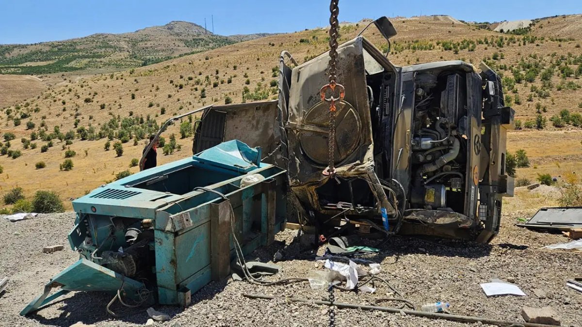 Malatya'da askeri araç devrildi: 2 asker yaralandı