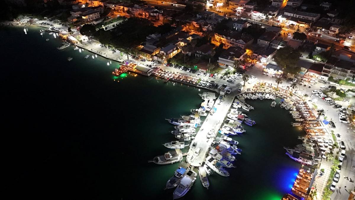 Aydınlatma yenileme çalışmaları devam ediyor