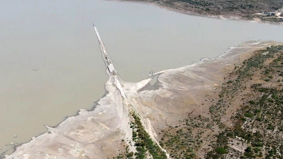 Çeşme’nin 10 günlük suyu kaldı: Gece saatlerinde su kesintisi uygulanacak