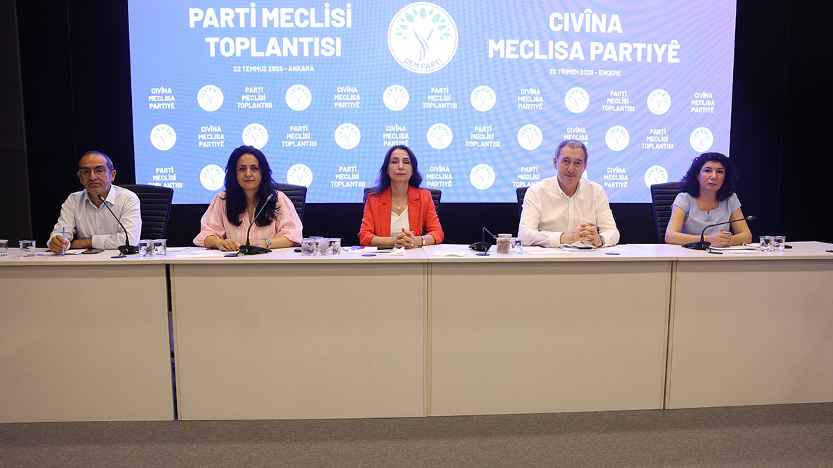 DEM Parti'den iktidara çağrı: Sürecin güven inşa eden demokratik adımlara ihtiyacı var