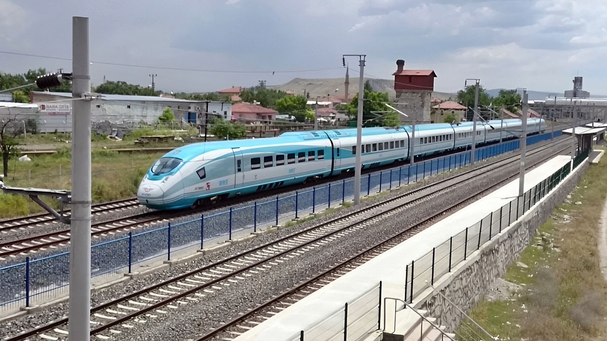 Ankara'dan Kayseri'ye 1 saat 45 dakika! Yüksek hızlı tren geliyor, açılış tarihi belli oldu