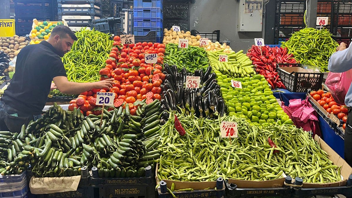 Fiyatlar kontrolden çıktı: Ulus Hali'nde fahiş fiyat isyanı! Beklenen indirim yalan oldu