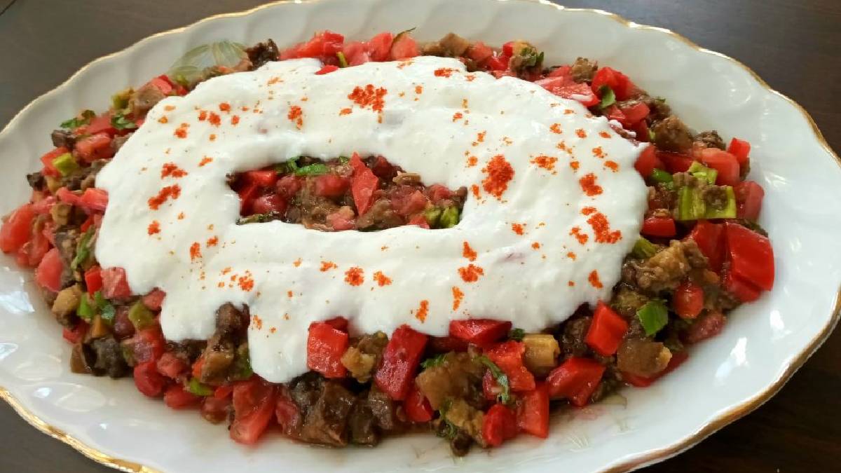 Trakya’nın gizli tarifi! Lezzeti közünden geliyor, yoğurtla harmanlanıyor: İşte mamzana tarifi…