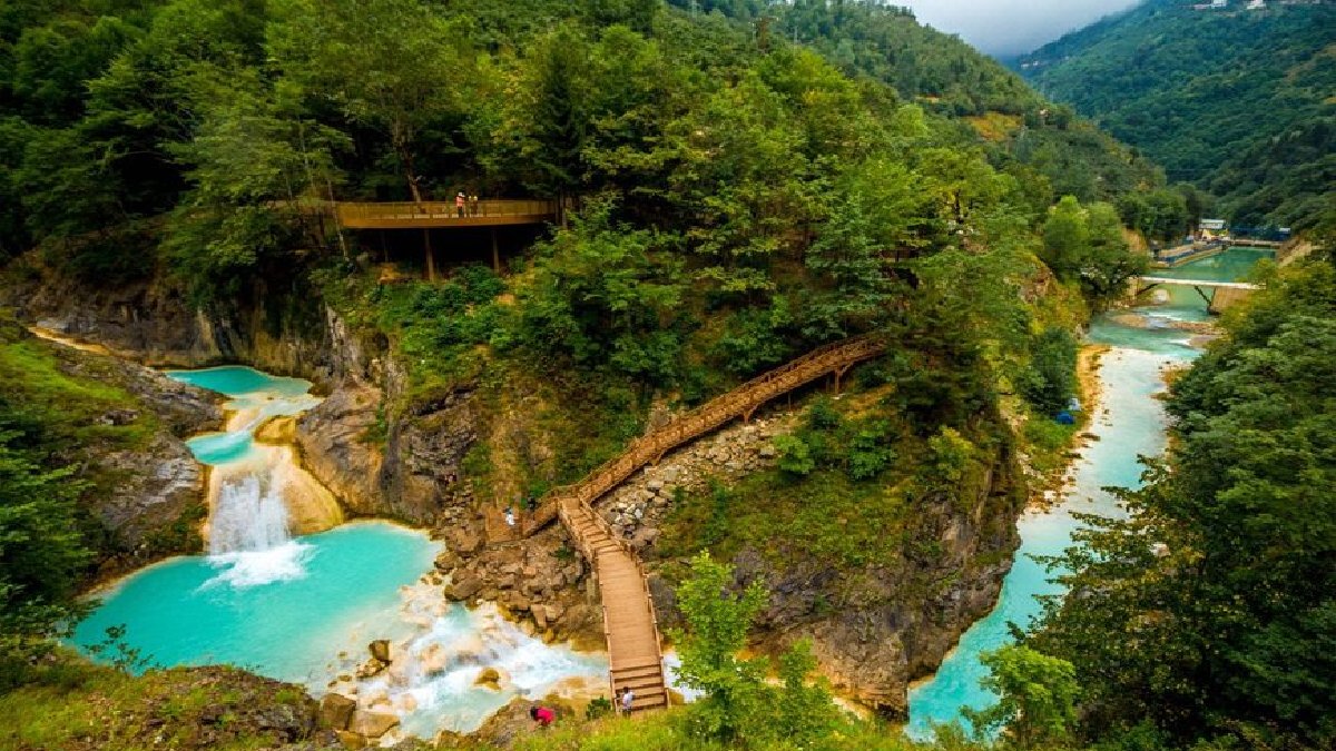 Herkes sabırsızlıkla bekliyordu… Karadeniz’in eşsiz maviliği geri geldi! İhtişamı göz kamaştırıyor