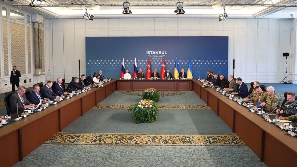 İstanbul'daki müzakerelerin ardından: Rusya ve Ukrayna arasında esir takası gerçekleşti