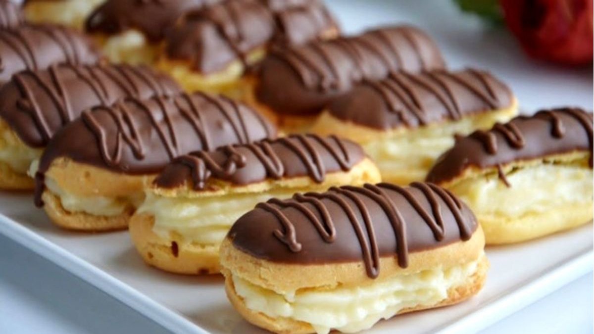 'Bunu gerçekten sen mi yaptın?' sorusuna hazır olun! İşte evde yapılan pastane şıklığında ekler tarifi