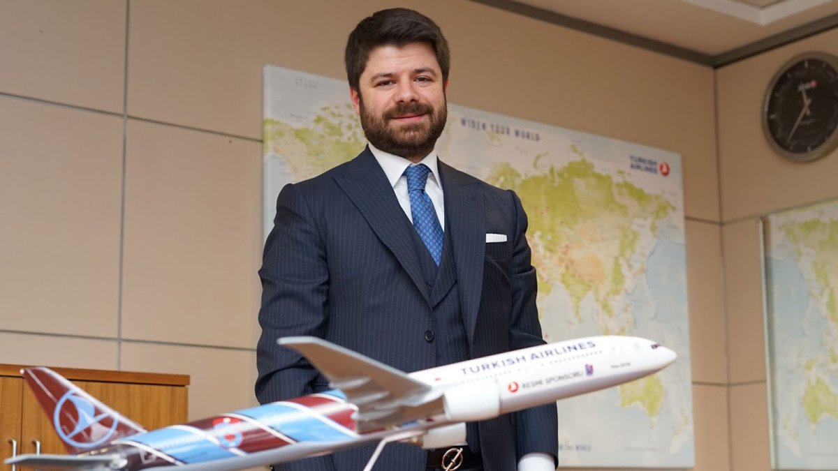 Yahya Üstün, THY İletişim Başkanı oldu