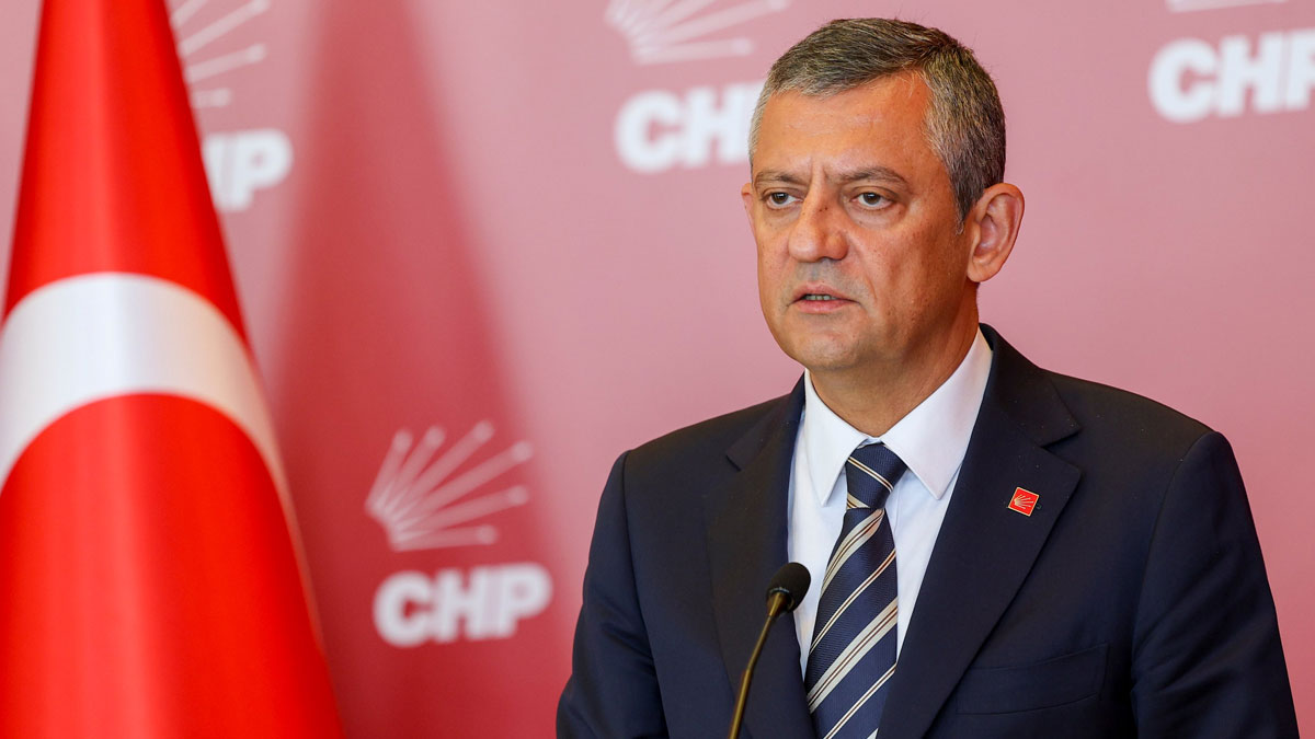 Özel'den faiz eleştirisi: Zimbabve’de bile daha düşük... 19 Mart olmasaydı 32,5 olmuştu