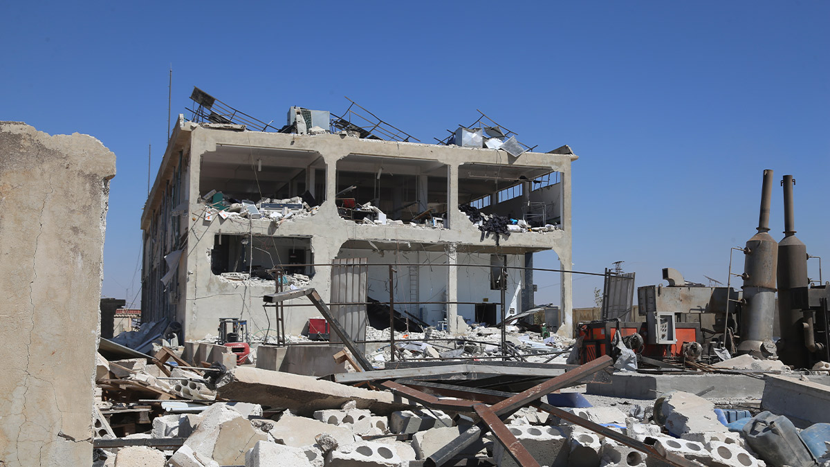 İdlib'te silah deposunda büyük patlama: 6 ölü, onlarca yaralı