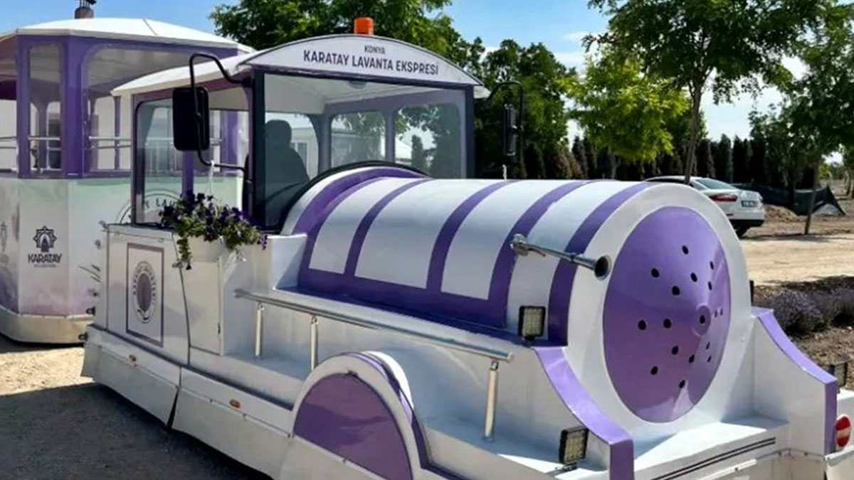 İlk kez bir ilçe belediyesi yerli tren üretti! Lavanta tarlaları arasında unutulmaz yolculuk