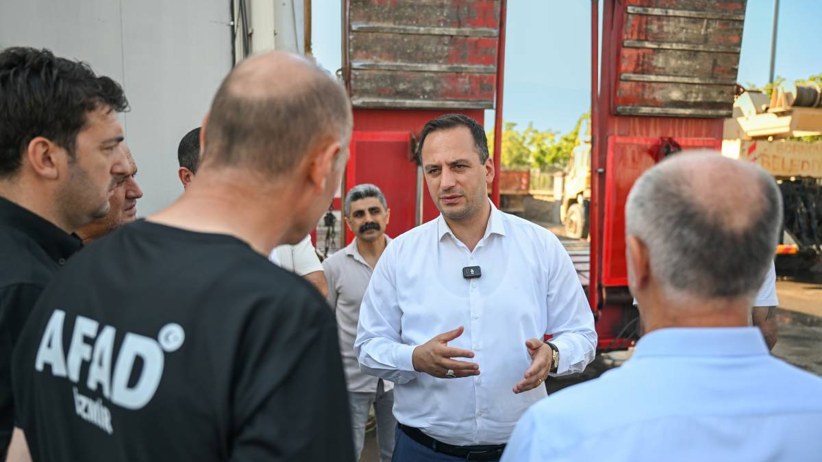 Bornova Belediyesi’nin yangınla mücadelesi büyük takdir topladı