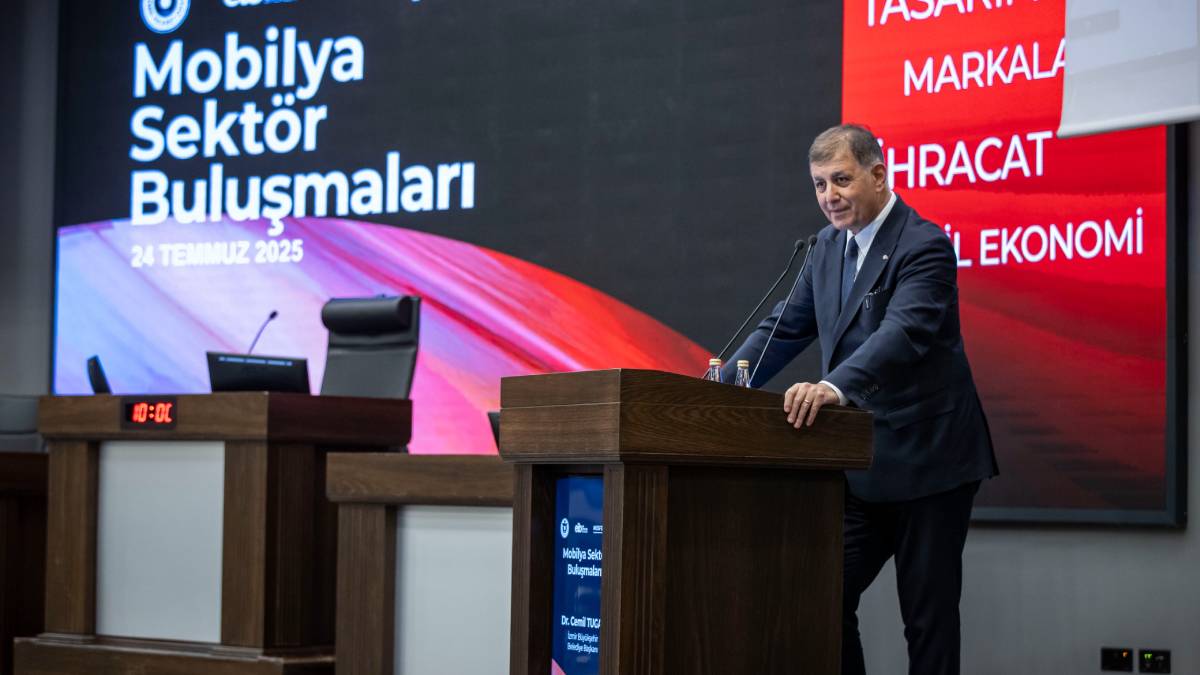 Başkan Tugay mobilya sektörünün geleceğine yön verecek formülleri anlattı