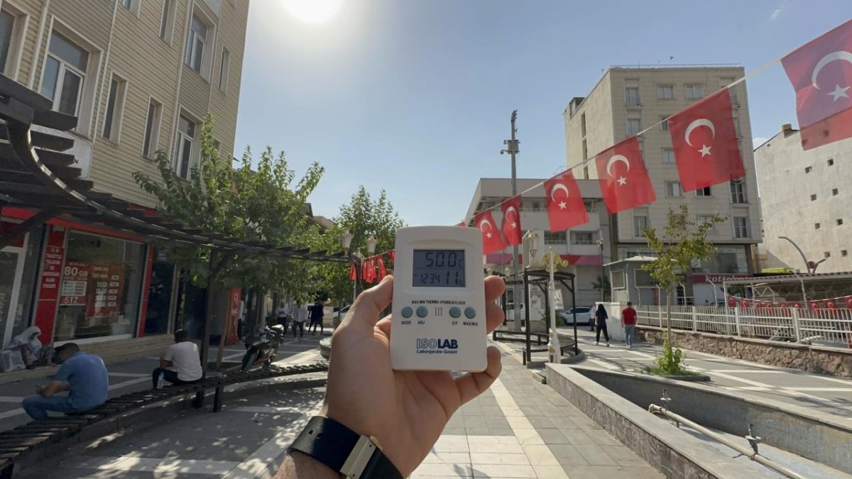 Şırnak'ta rekor sıcaklık: Termometreler 50 dereceyi aştı