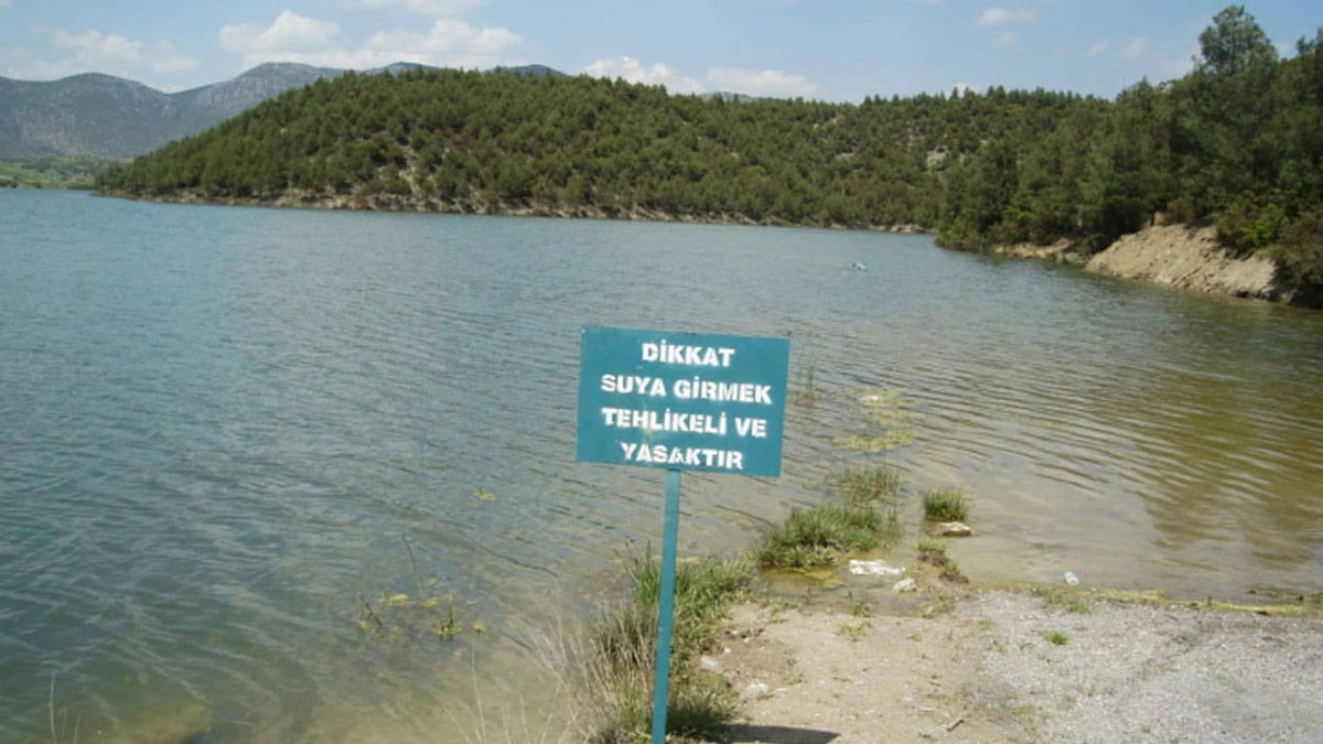 Tunceli'de birçok noktada suya girmek yasaklandı
