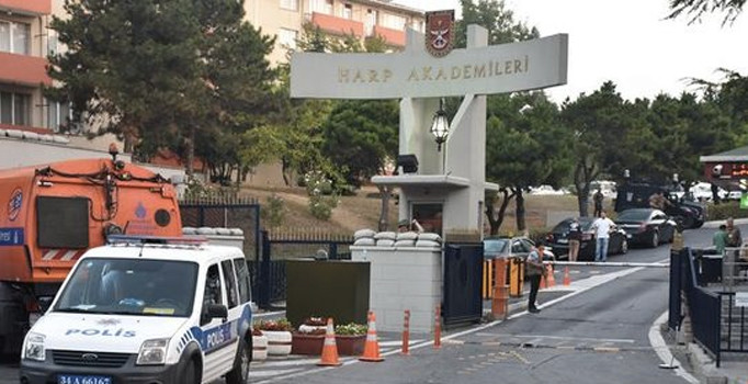 Harp Akademileri'ne FETÖ operasyonunda 29 gözaltı kararı