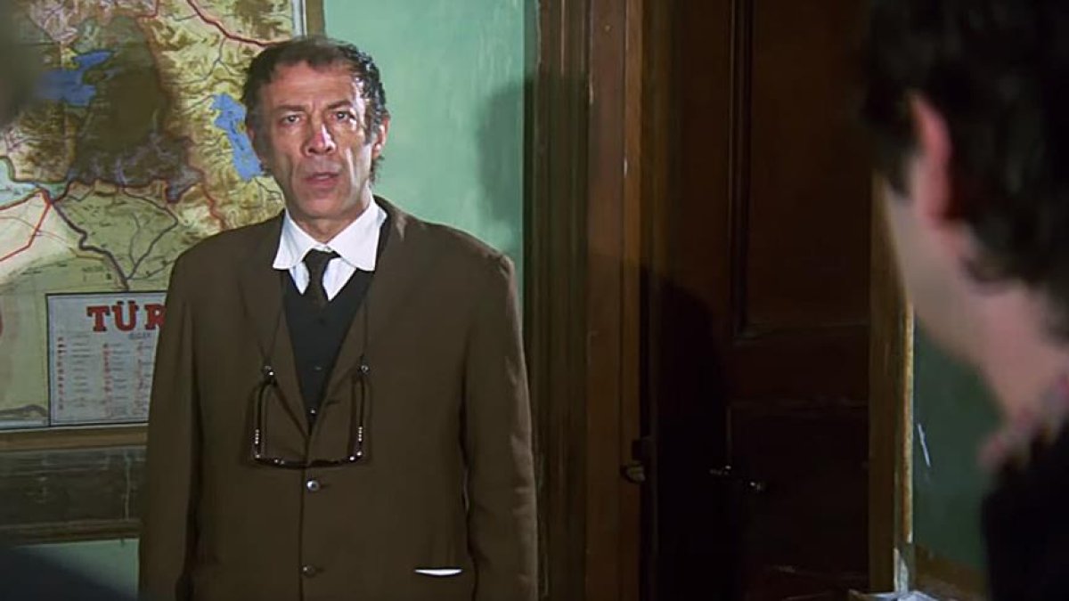 Münir Özkul'un kızından Yeşilçam filmleri için telif hakkı hamlesi: Mahkemelik oldular!