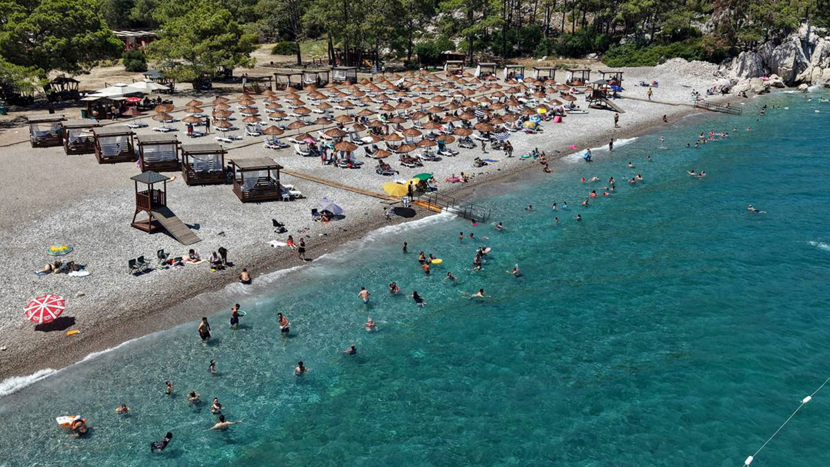 26 Temmuz'da 104 binden fazla yabancı ziyaretçiyle yeni rekor kırıldı! Antalya'dan destansı başarı