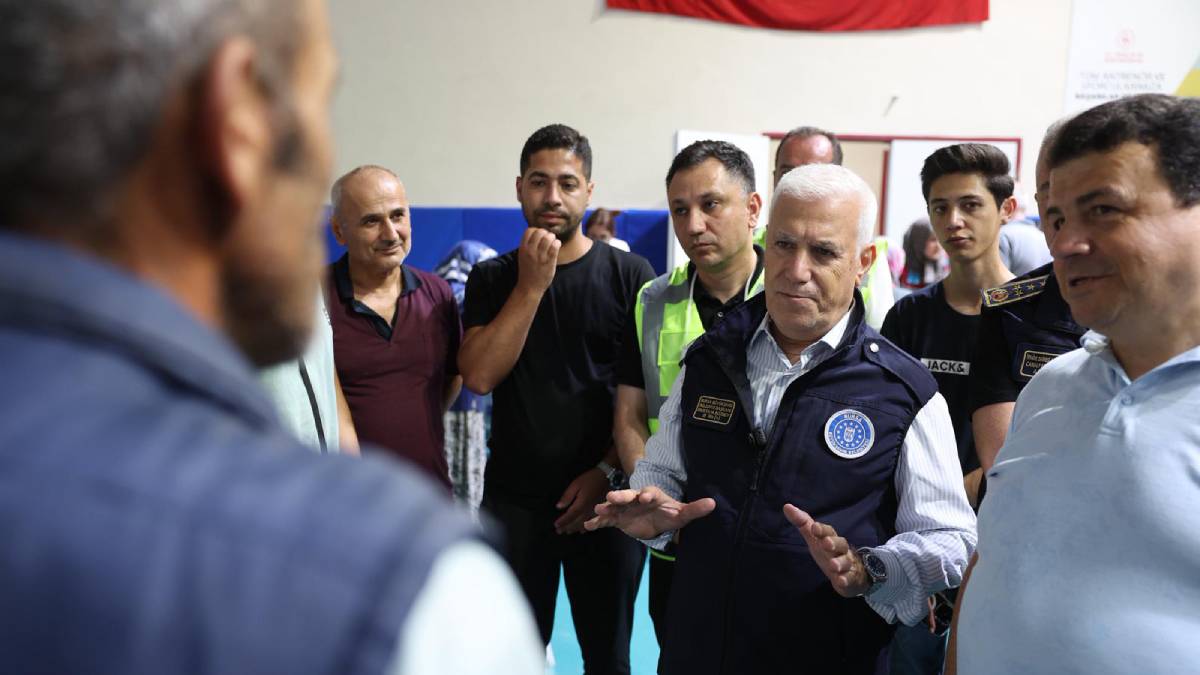 Başkan Bozbey: “Yangının 6 farklı bölgede bir anda başlamış olması düşündürücü”