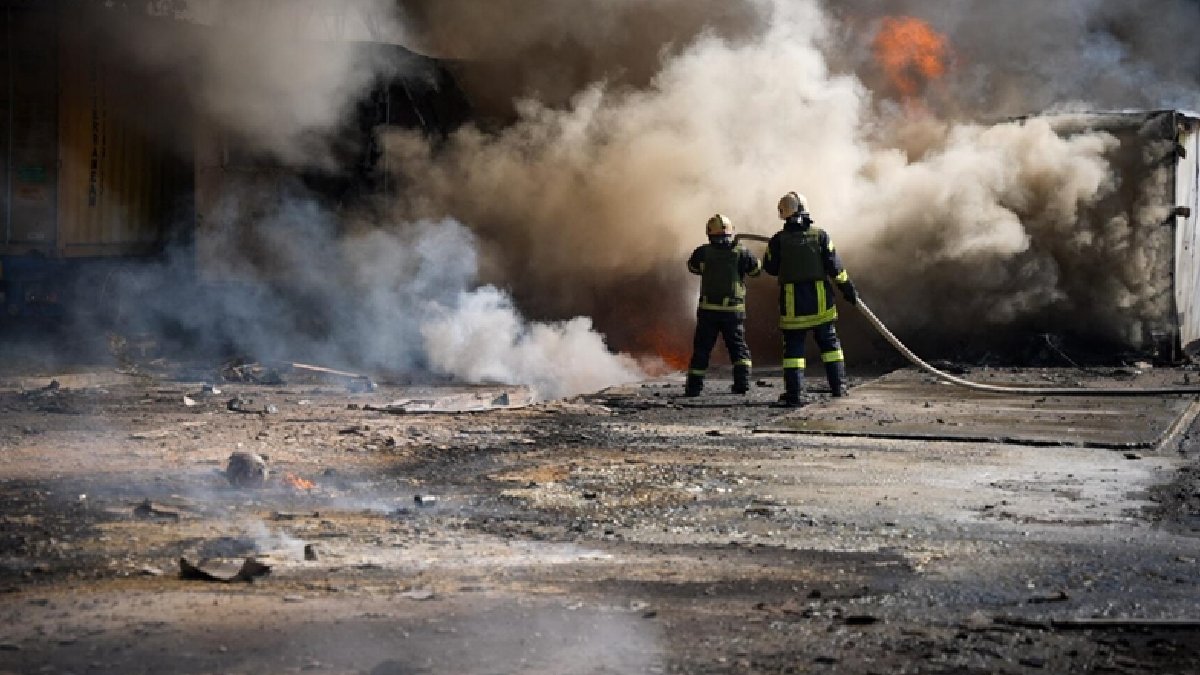 Rusya’dan Ukrayna'ya gece boyu hipersonik saldırı: 8 yaralı