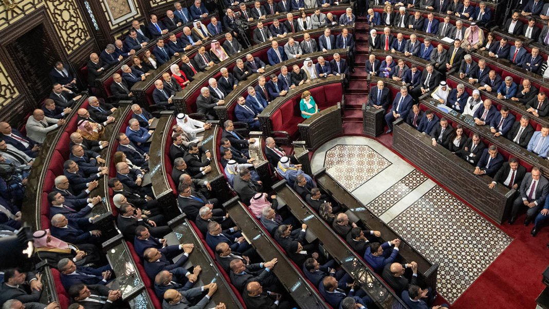 Suriye'de ilk parlamento seçimleri Eylül'de yapılacak