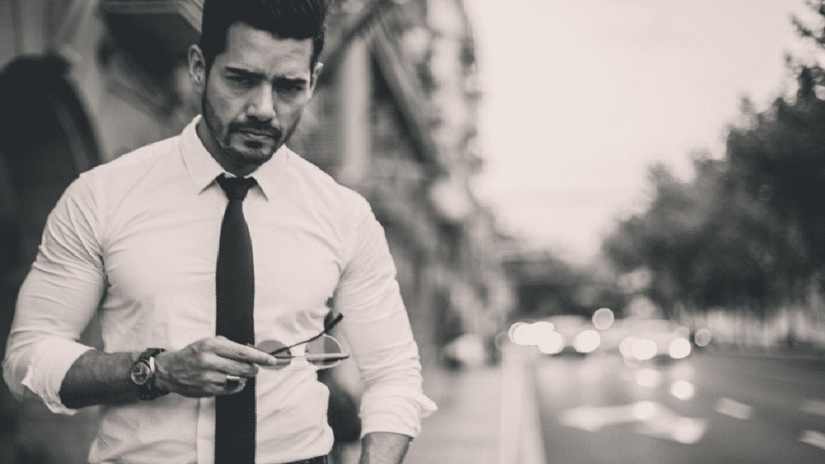 Havalı insanlar nasıl davranır? Bilim insanlarından açıklama: Havalı kişiler bu özellikleri taşıyor