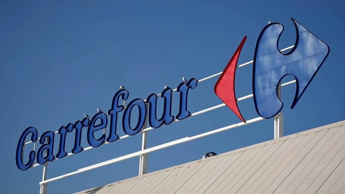 Carrefour İtalya'daki tüm mağazalarını satıyor
