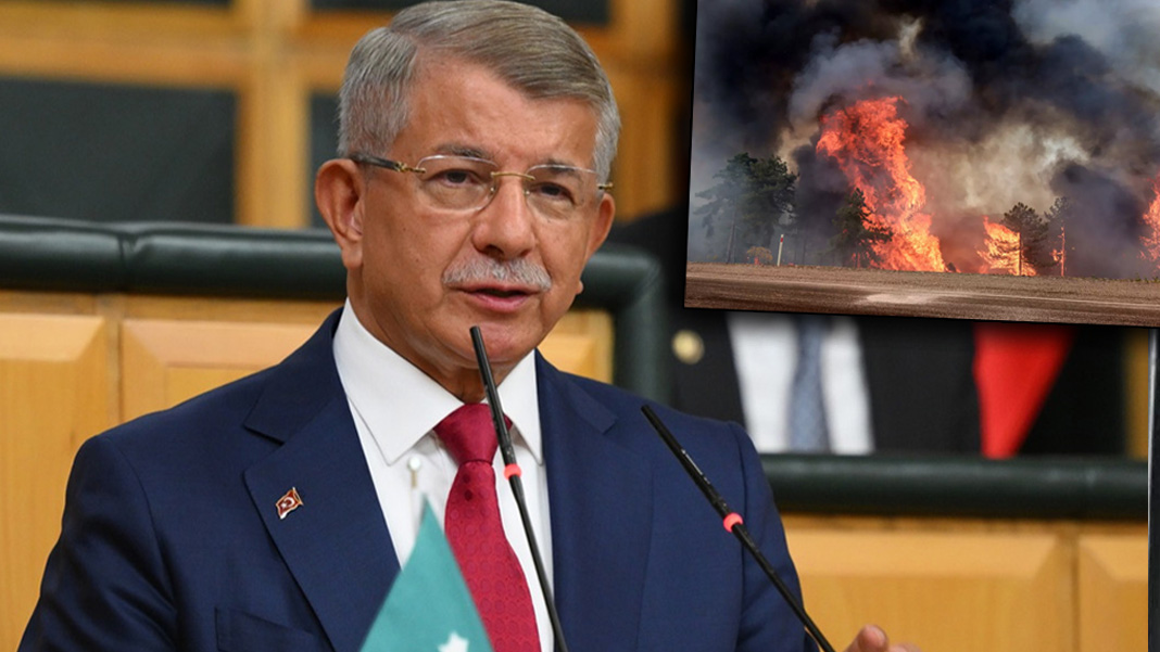 Davutoğlu'ndan iktidara sert eleştiri: 'Bir sistem çöküşü yaşıyoruz'