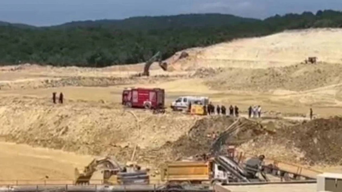 Çatalca'da kum ocağında göçük