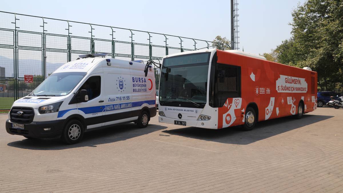 Büyükşehir, yangın bölgesindeki yaraları sarmaya başlıyor