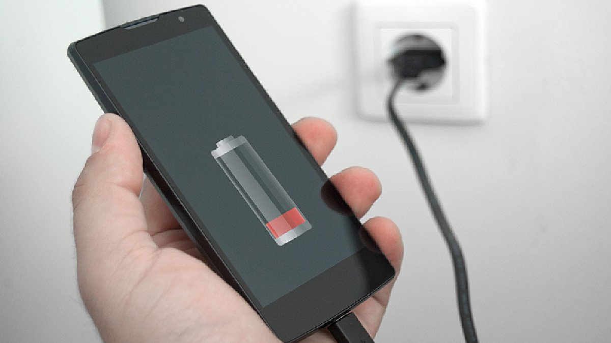 Telefonu şarj ederken uygulayın! Bataryanızı garantiye alın: Şarjınız daha uzun süre gidecek