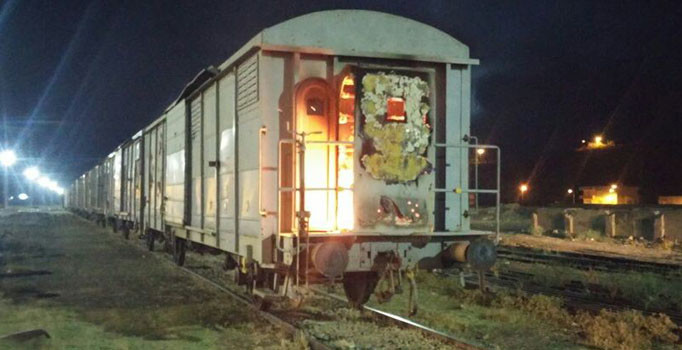 Siirt’in Kurtalan ilçesinde PKK kömür yüklü trene saldırdı - Son dakika haberleri