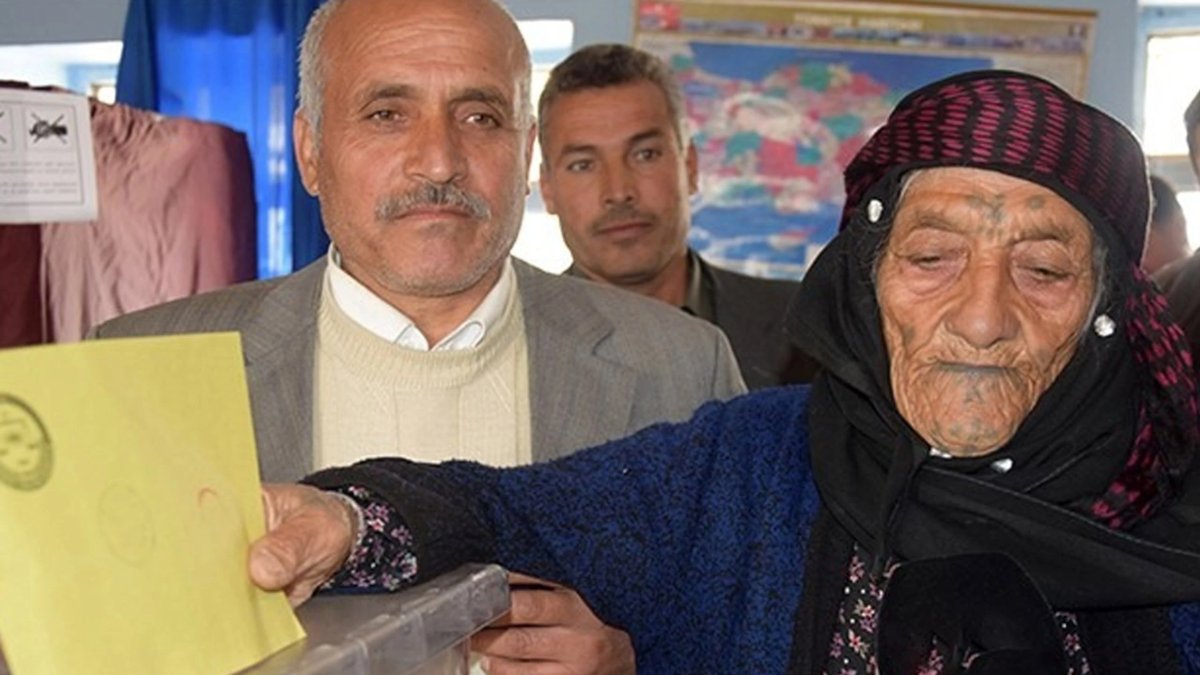 Türkiye'nin en yaşlı kadını Hodi Gürkan hayatını kaybetti