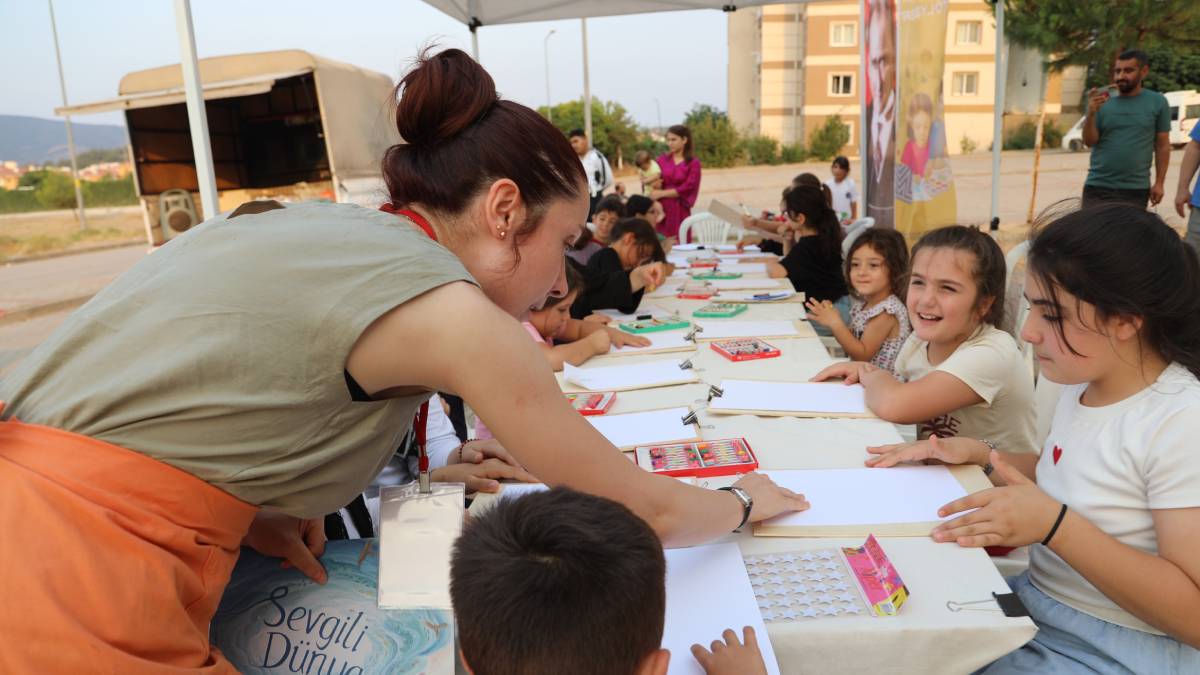 Büyükşehirden yangın bölgesindeki çocuklara moral... Yaralar birlikte sarılıyor