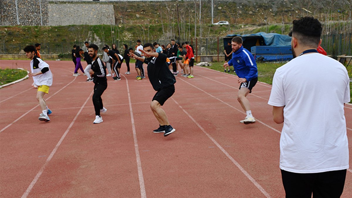 Milli sporculara müjde! Beden Eğitimi Öğretmenliği için atama takvimi belli oldu! İşte başvuru ve değerlendirme tarihleri