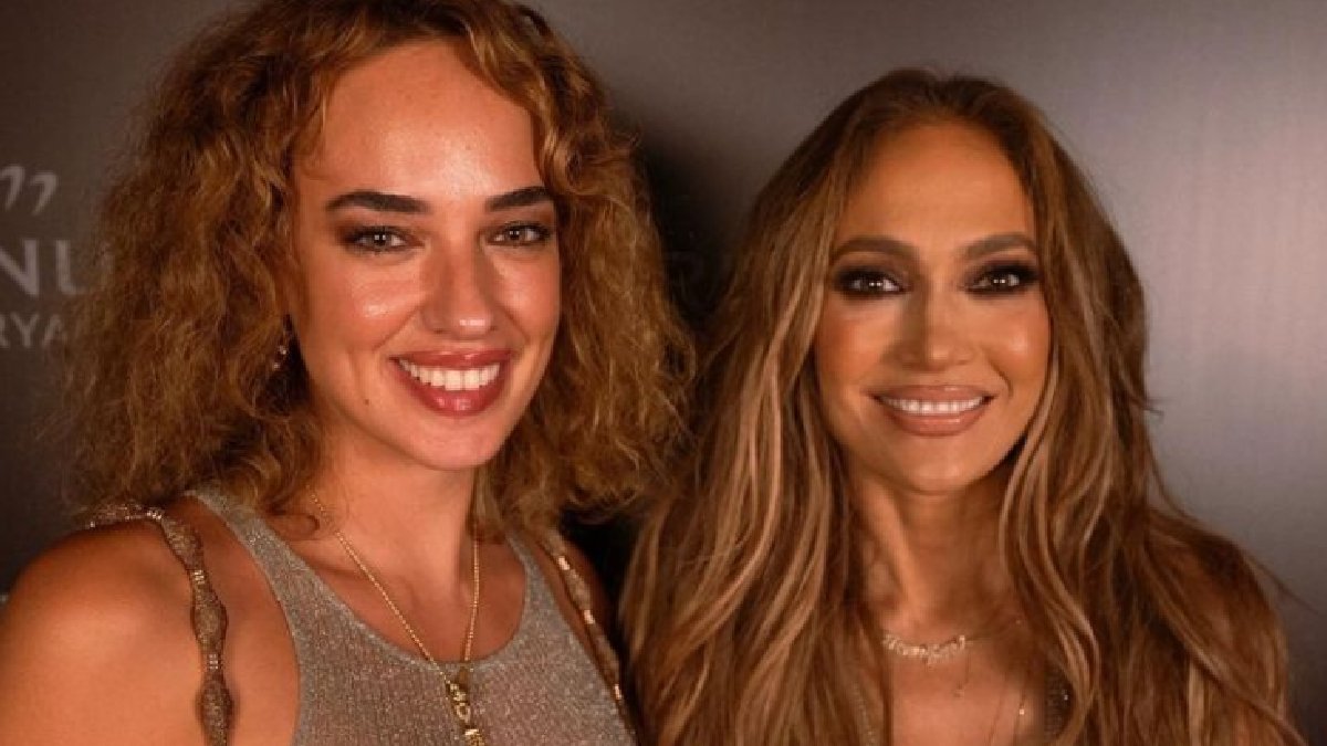 Seda Bakan'dan Jennifer Lopez fotoğrafı iddialarına cevap: