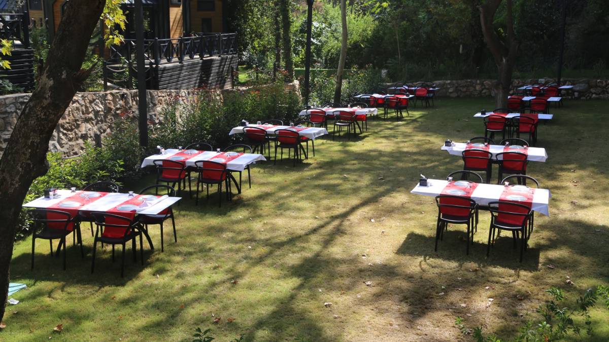 Efeler’de lezzet dolu bir mekân