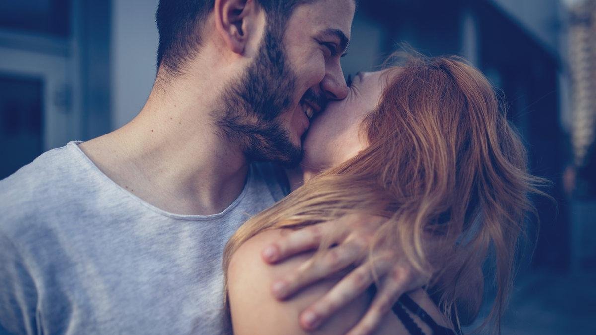 Öğrenince şok olacaksınız! Yaşlanmanın sırrı 'öpücük'te saklı olabilir mi? Hücre yaşlanmasını yavaşlatıyor